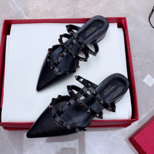 Shoes For Women 2025 Trend Luxury Leather Slippers Outdoor Summer Platform Sandals Pointed Rivets Block Heels Casual Ladies Shoe