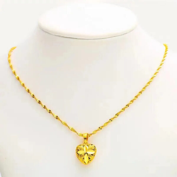 24K Gold AU999 Heart-Shaped Teardrop Pendant for Women - Elegant and Graceful Design, Perfect for Any Occasion